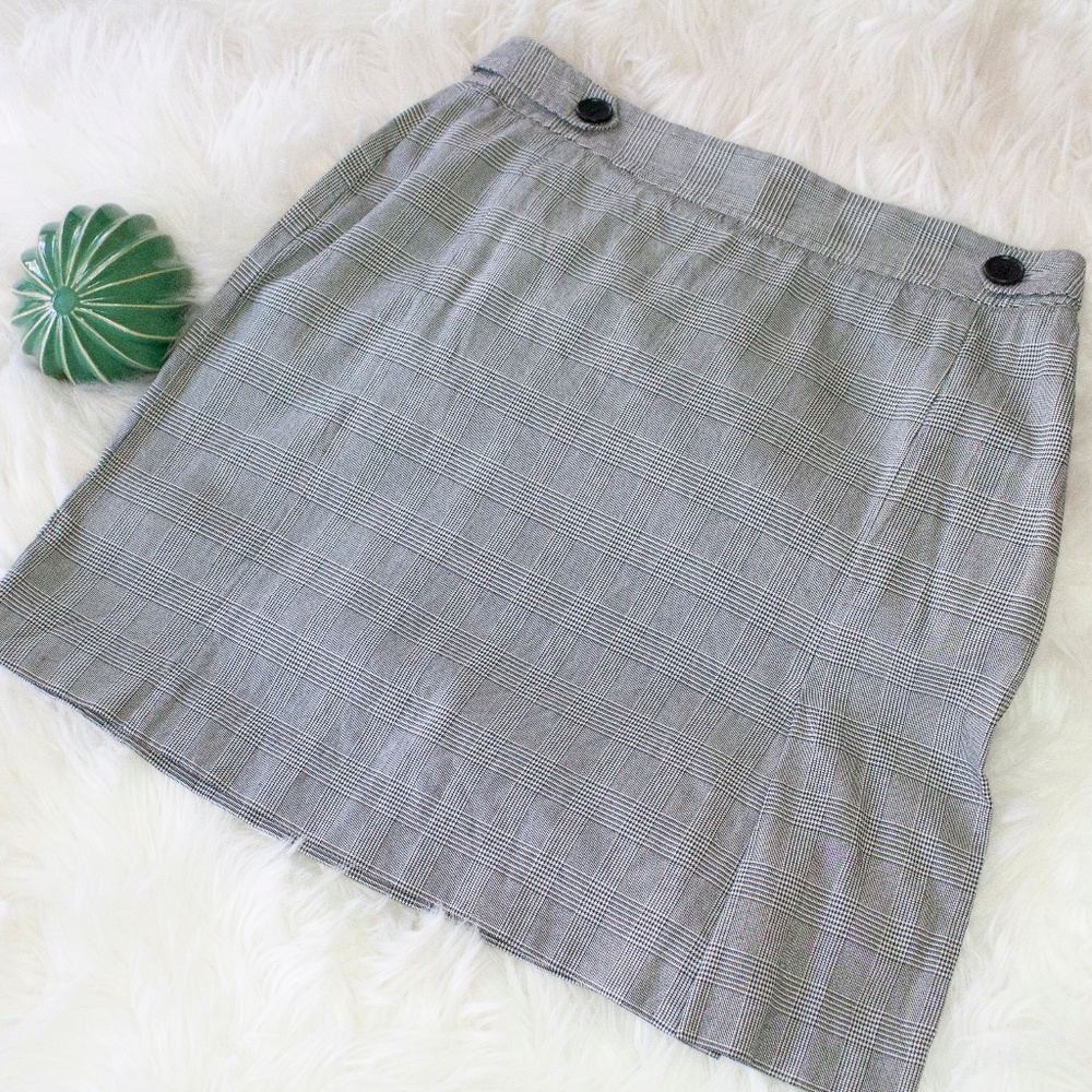 Ann Taylor Stretch Plaid Skirt